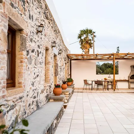 Paradisi Stone House Prázdninový dům