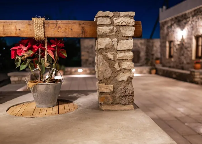 Paradisi Stone House Prázdninový dům *