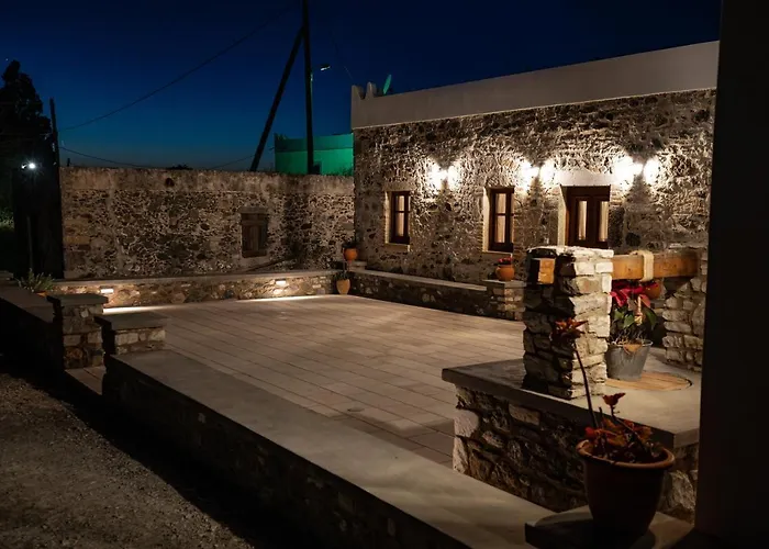 Prázdninový dům Paradisi Stone House *