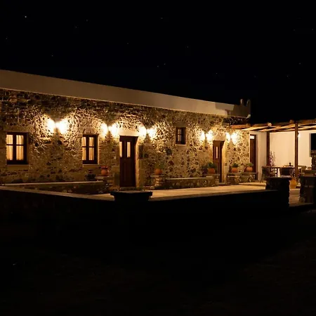Paradisi Stone House Holiday home *