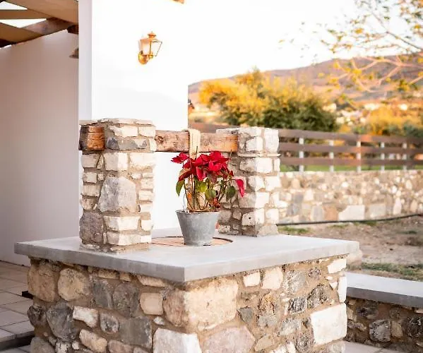 Paradisi Stone House Vakantiehuis *